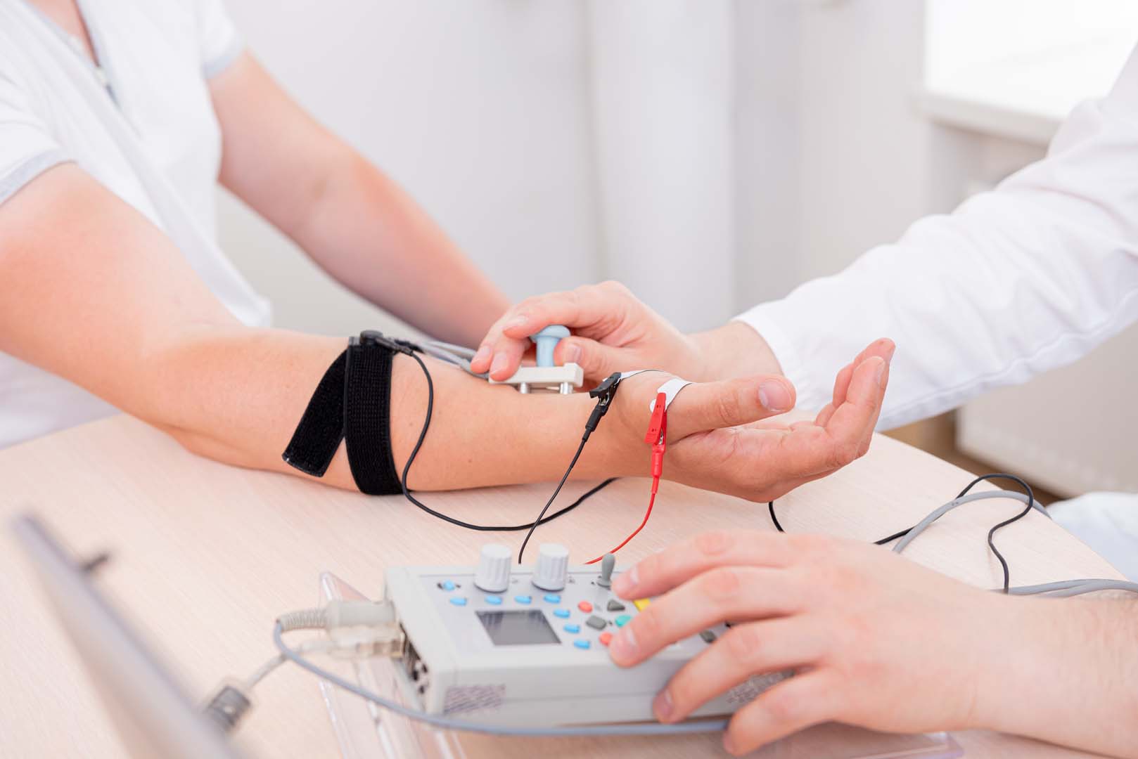 EMG (Elektromiyografi)