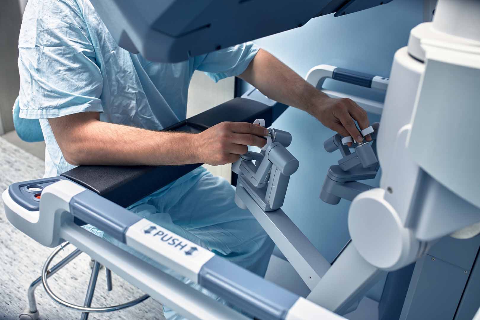 Robotik Diz Protezi Ameliyatı